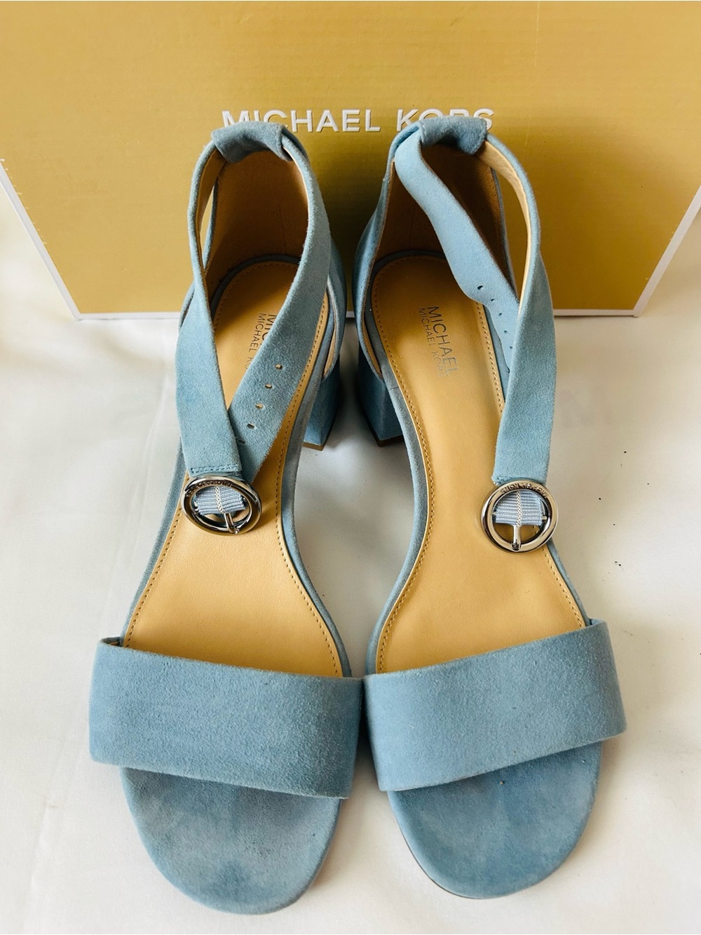 🩵Michael Kors🩵 “Lena” Flex mid Block Heel Sandals in Light Blue Suede w/Silver